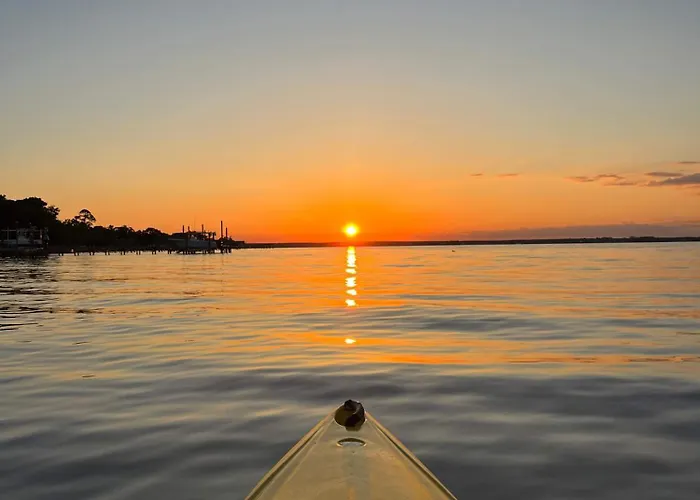 Bayfront Paradise-steps To Pool Kayaking Pensacola