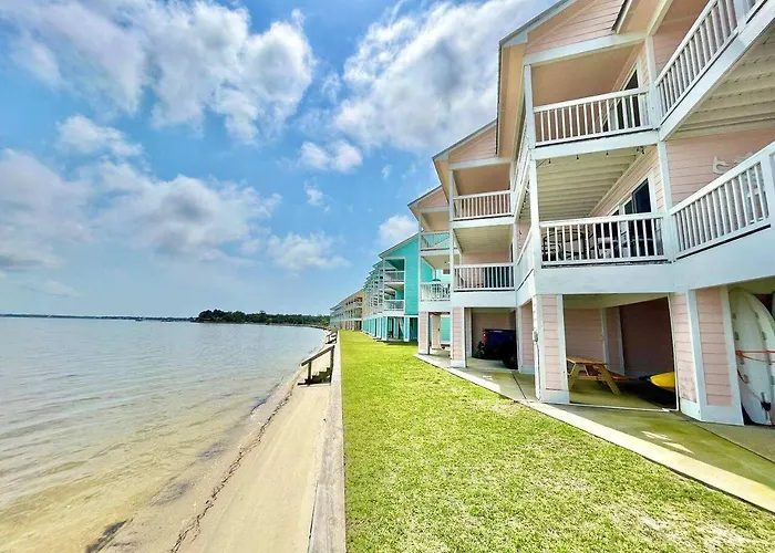 Bayfront Paradise-steps To Pool Kayaking Holiday home